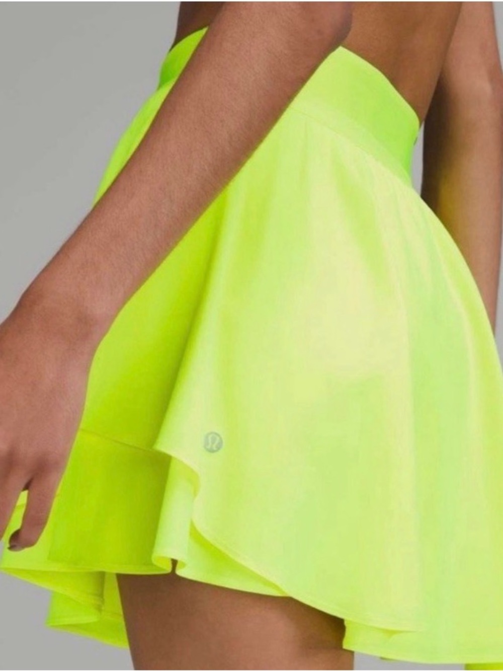 Lululemon court rival skirt